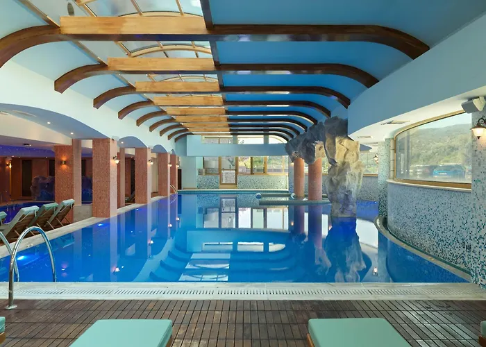 Seafos Luxury & - Limited Edition By Leonardo Rezort Kandia