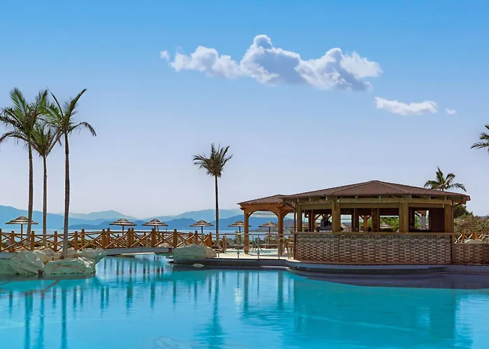 Seafos Luxury & - Limited Edition By Leonardo منتجع