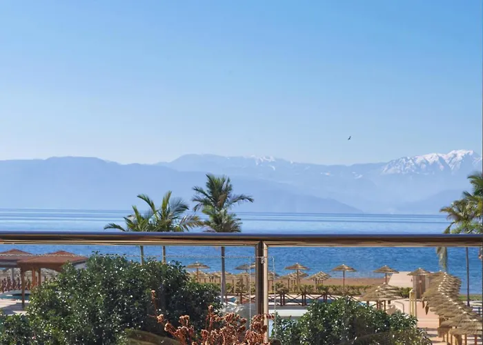 Seafos Luxury & - Limited Edition By Leonardo Rezort